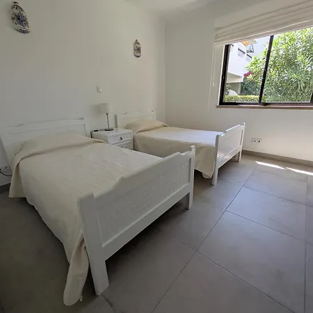 Solar Dos Pinheiros T3 Appartement *